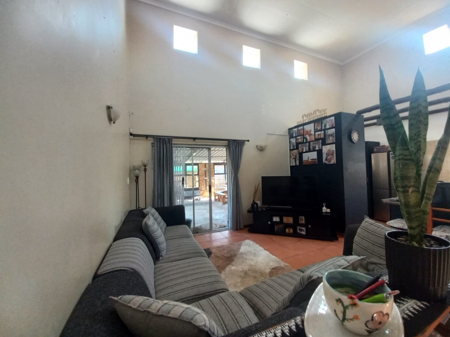 3 Bedroom Property for Sale in Waterval East North West
